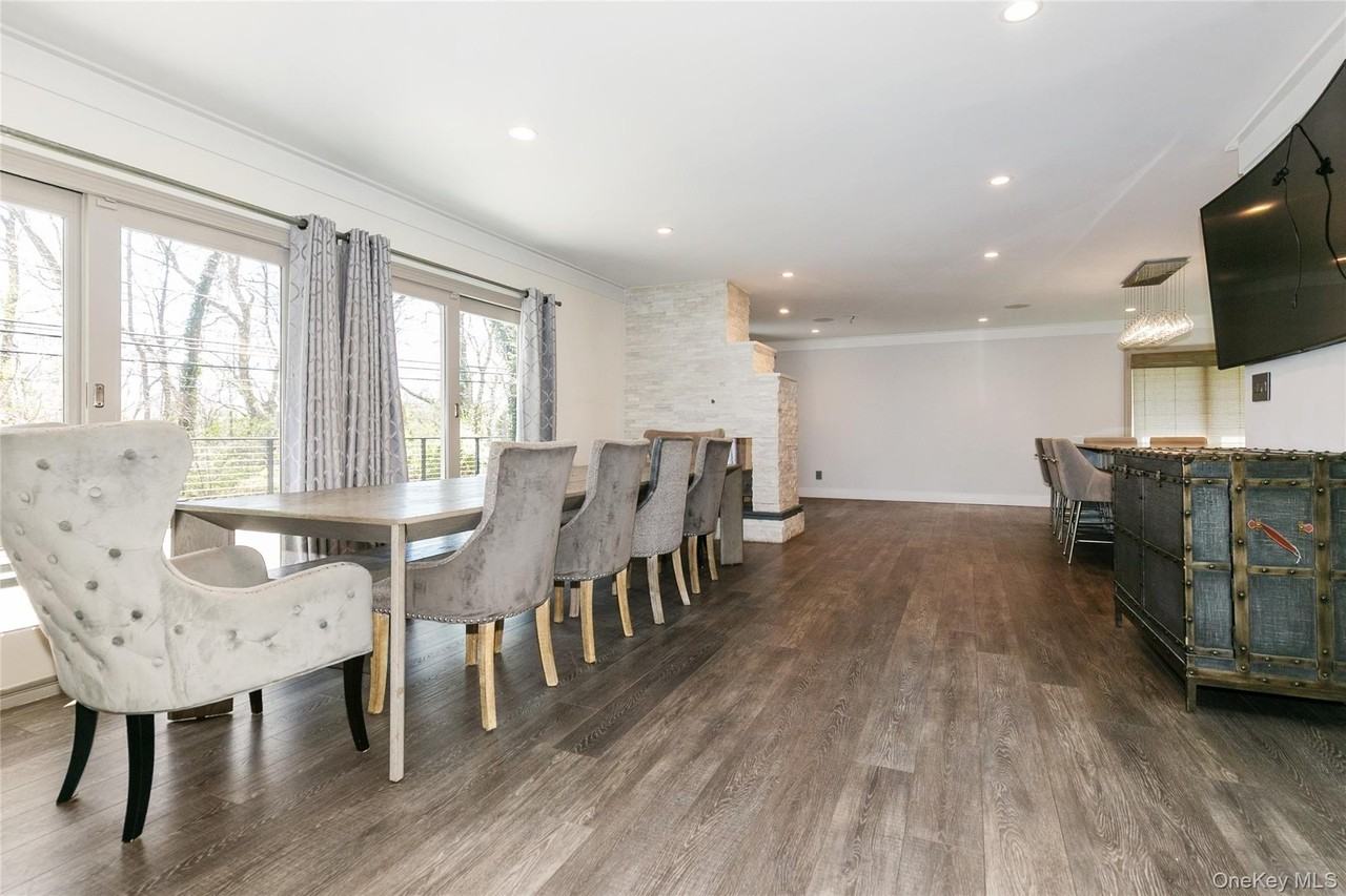 22 Olive St - Photo 5 of 38