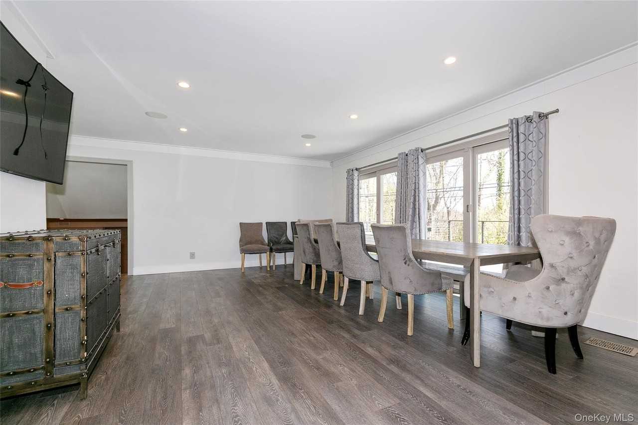 22 Olive St - Photo 6 of 38