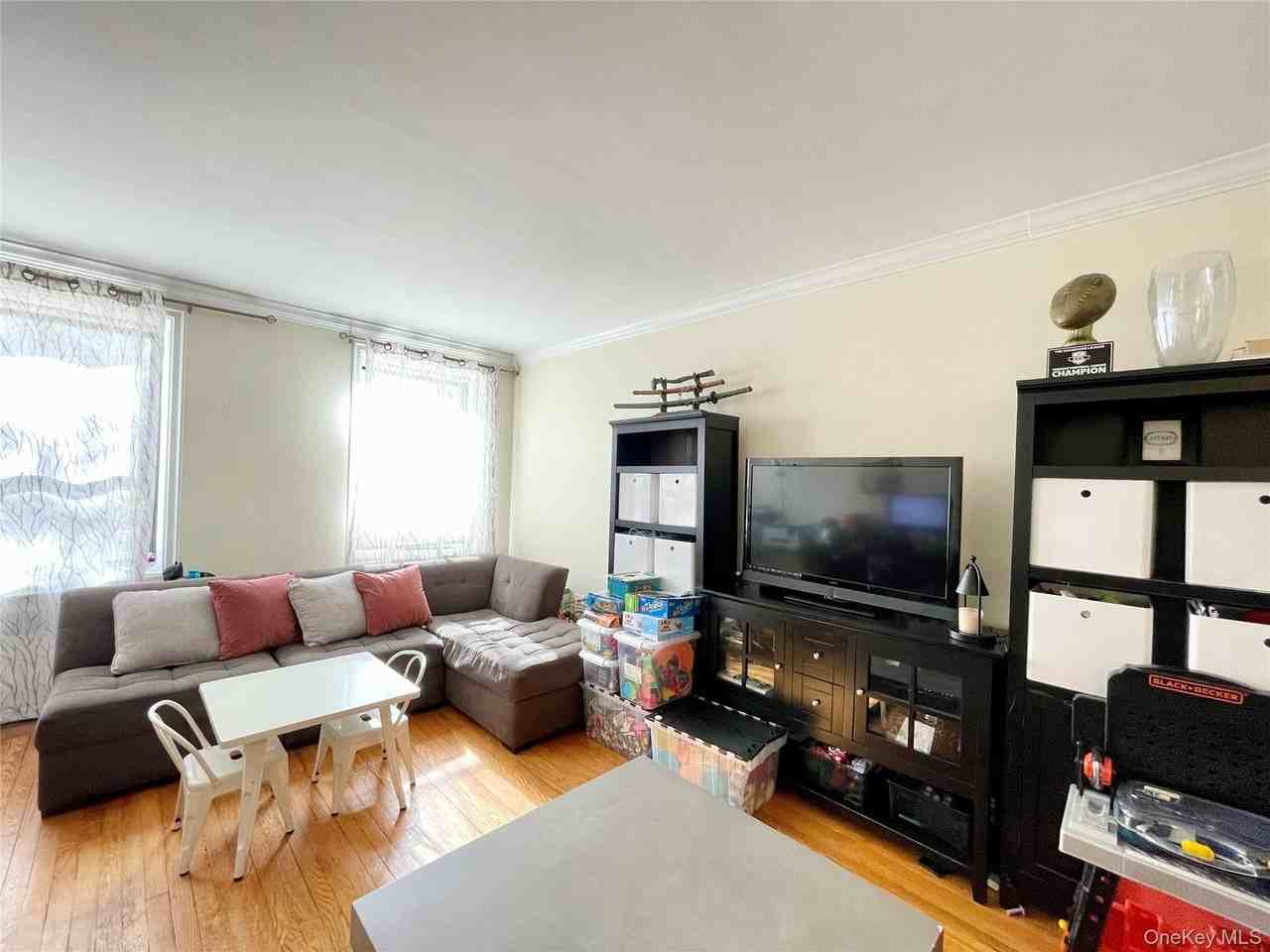 321 Richbell Road #1B - Photo 6 of 10