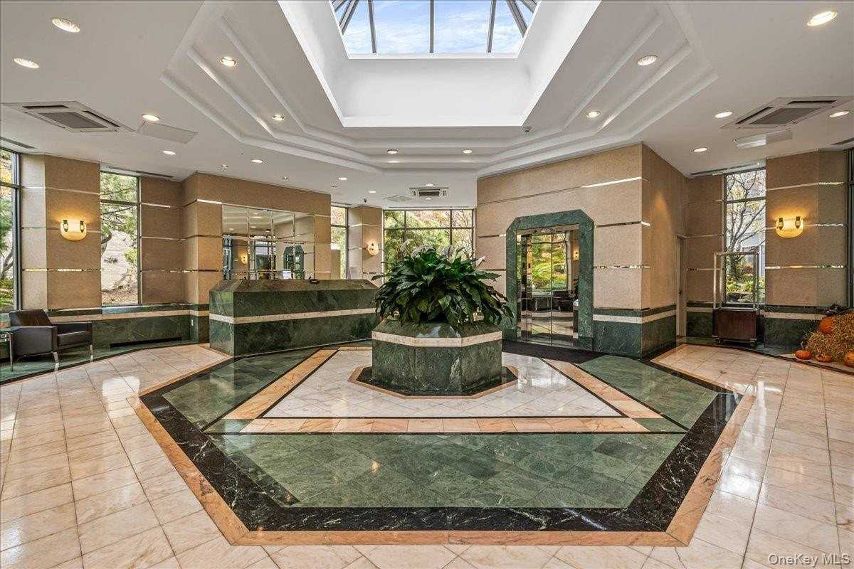 11201 Queens Blvd Apt 23c #23C - Photo 5 of 32