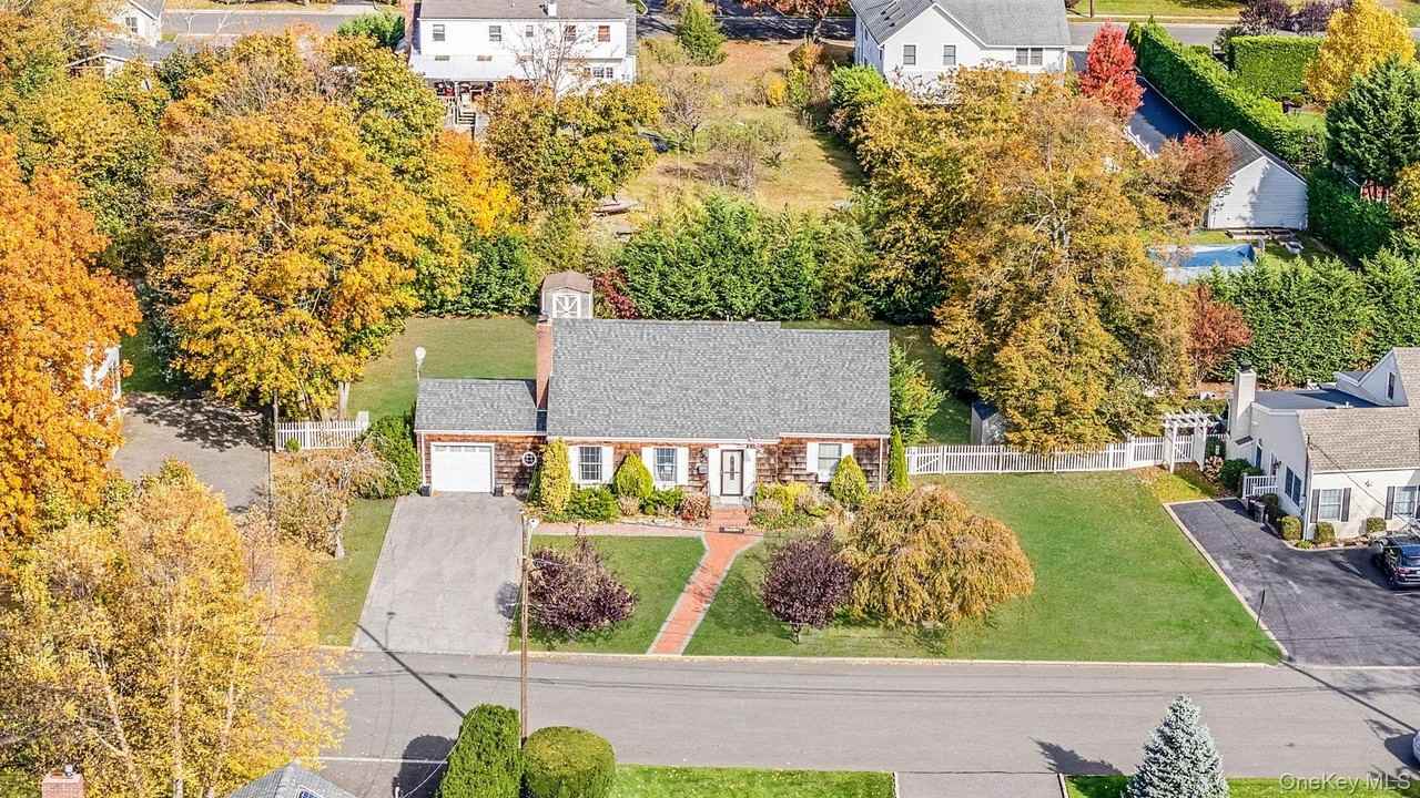 50 Mole Place - Photo 5 of 42