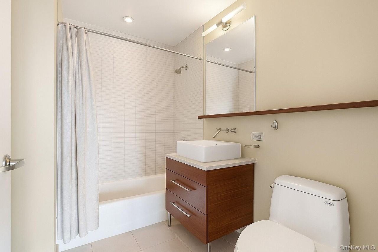 225 West 60th Street #9A - Photo 5 of 7