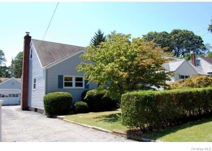 10 North Leech Circle