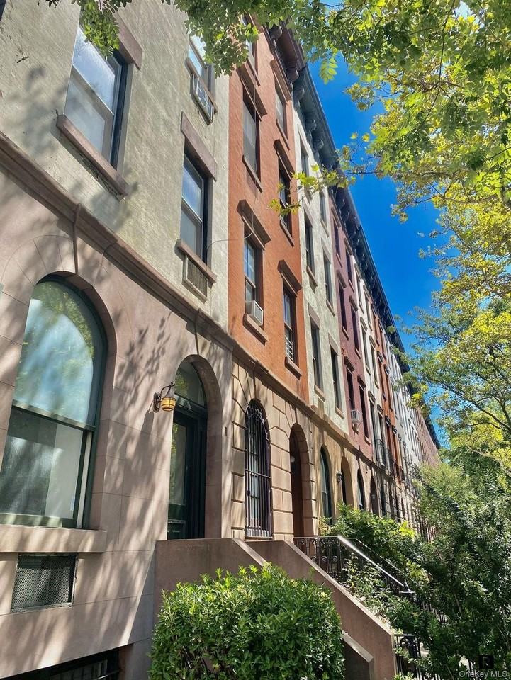 491 West 22nd Street #2F - Photo 6 of 6