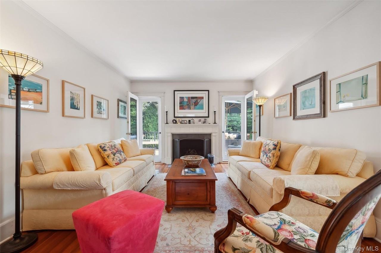 24 Jennings Avenue - Photo 4 of 41