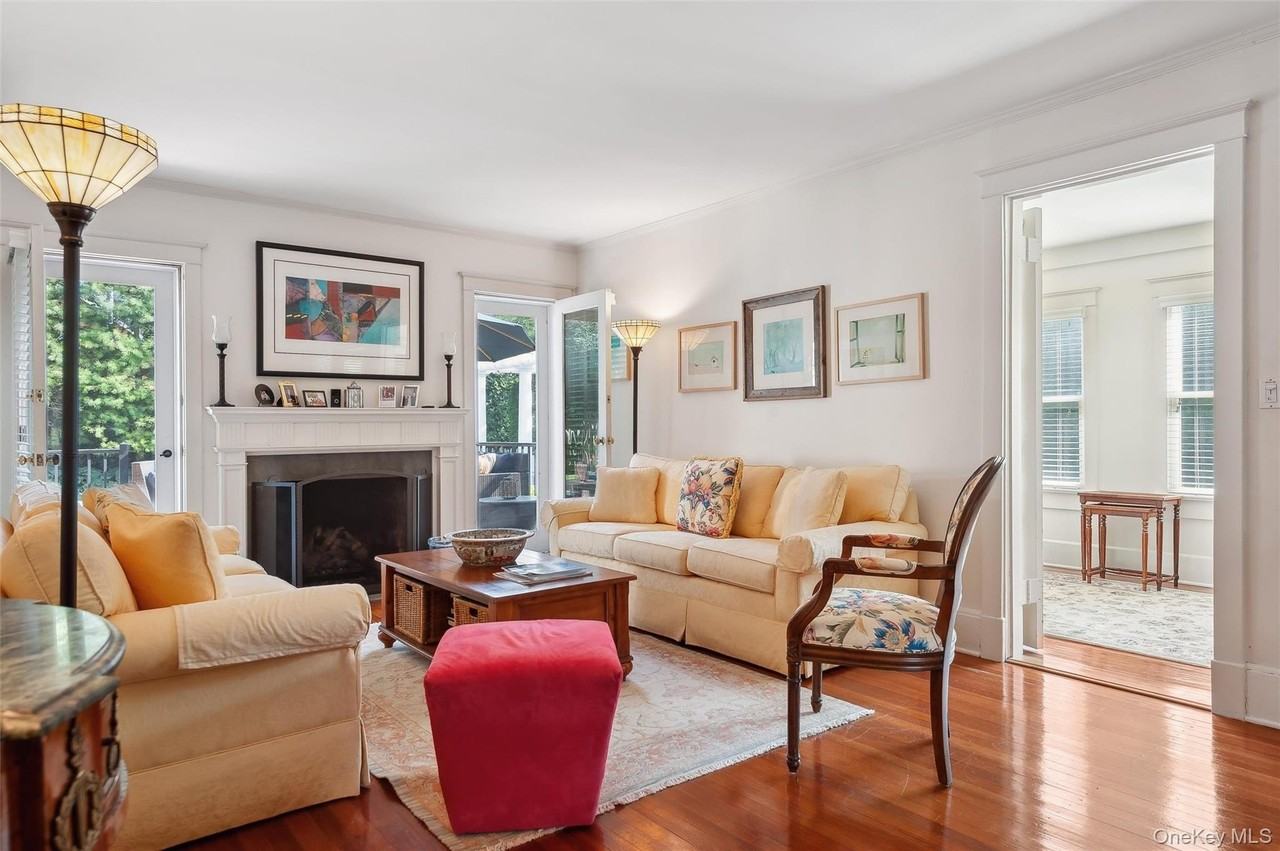 24 Jennings Avenue - Photo 6 of 41