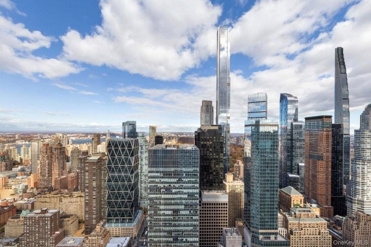 242 W 53rd St Unit Pha #PHA - Photo 7 of 14