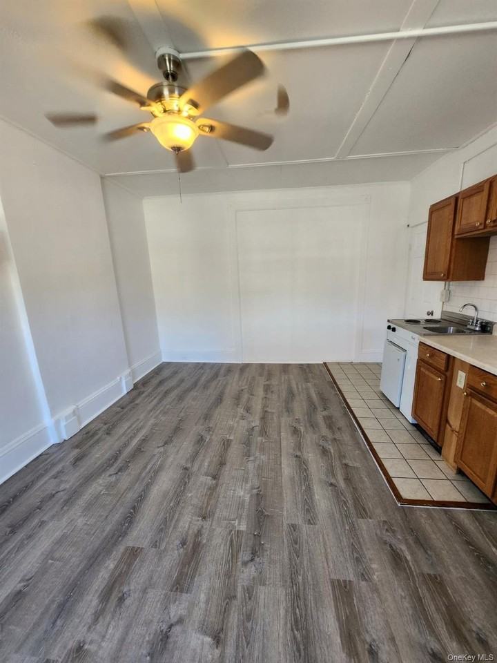 455 Main Street #1 - Photo 4 of 8