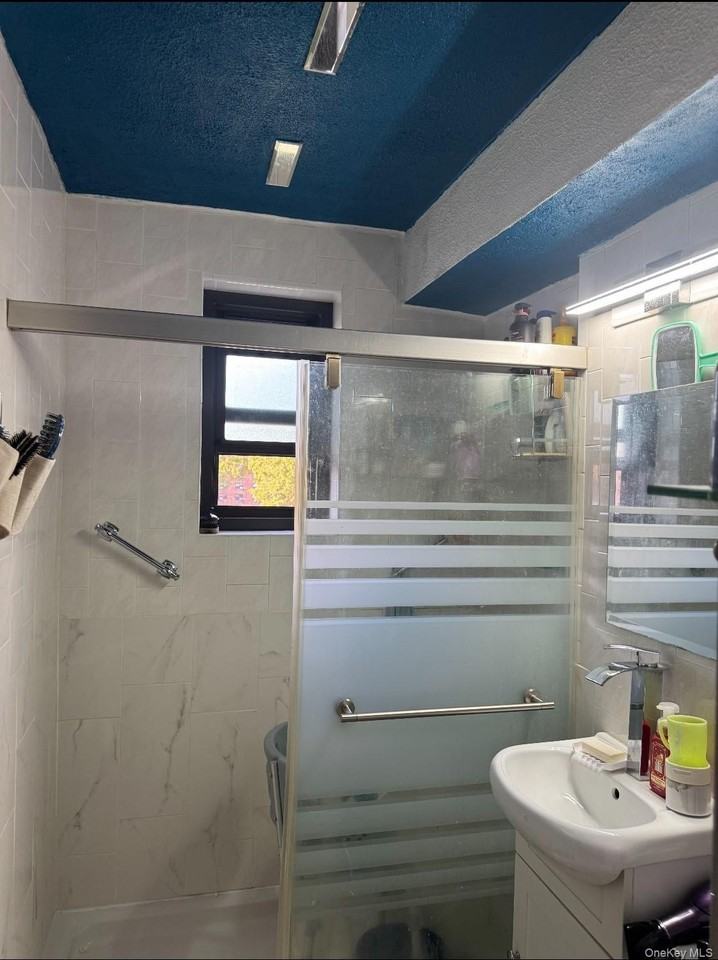 21204 75th Ave Apt 3m #3M - Photo 5 of 7