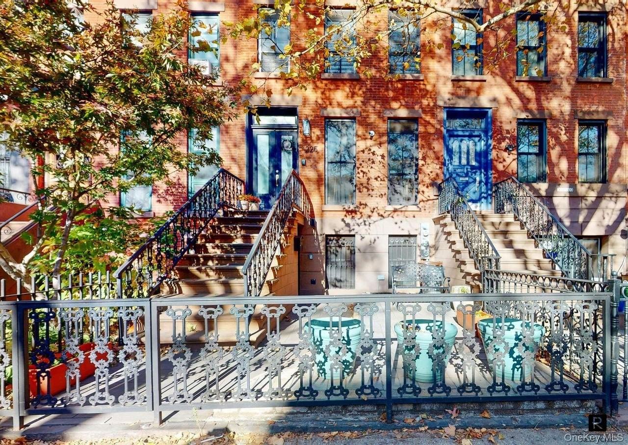 225 Wyckoff Street #TH