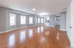 featured image of 237 237 W Market Street unit: Lower #LOWER