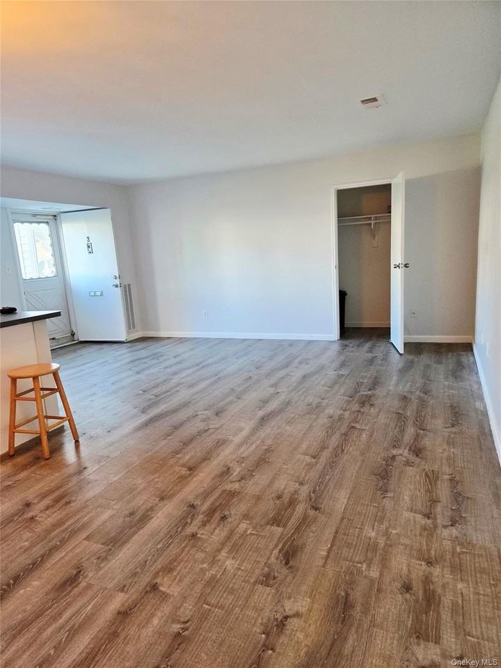 3 Osage Ct Unit 3 #3 - Photo 7 of 27