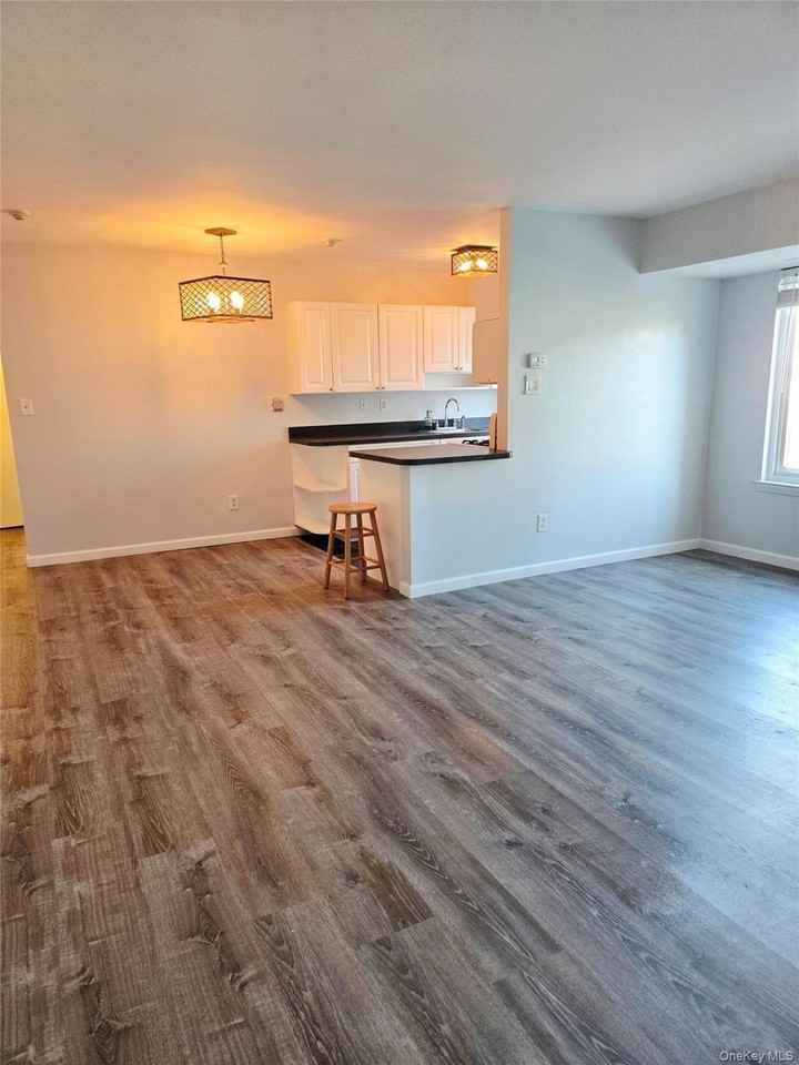 3 Osage Ct Unit 3 #3 - Photo 2 of 27