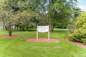 featured image of 33 Scarborough Ln Ste B #B