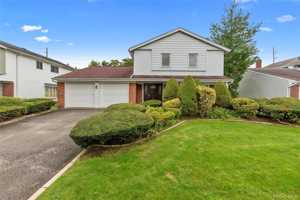 featured image of 123 South Dr