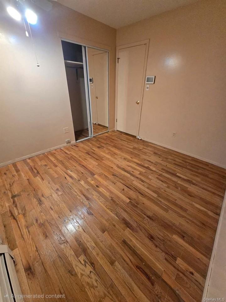 22075 67th Ave - Photo 7 of 13