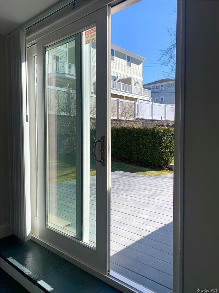 83 Lake St Unit Rear #REAR - Photo 5 of 17