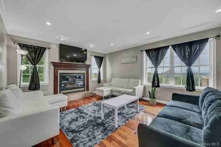 73 Mountain Rd - Photo 7 of 19