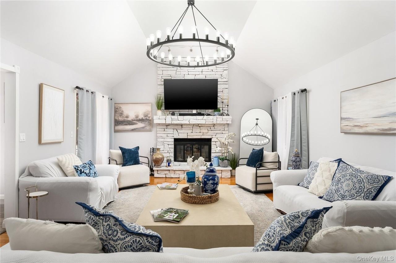 5 Bay Woods Dr - Photo 4 of 25