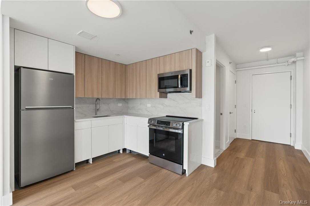 10 Lyon Pl Unit 3j #3J - Photo 7 of 17