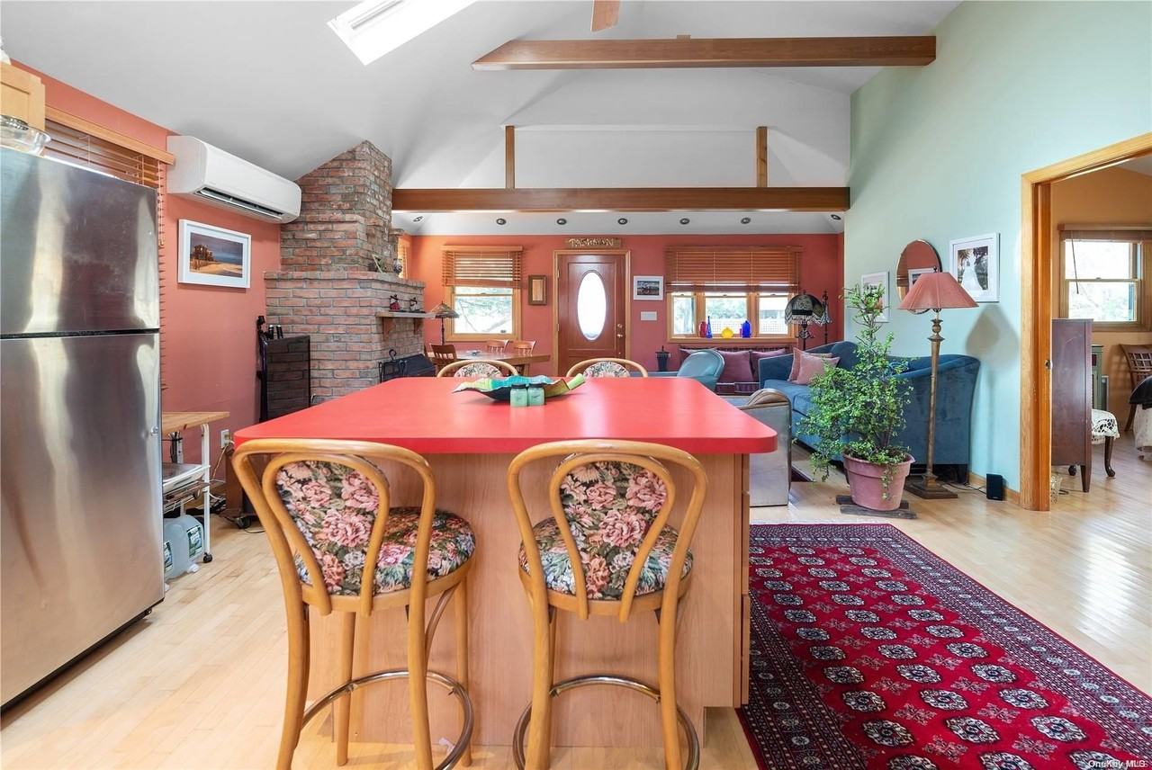 61 Ocean Road - Photo 7 of 22