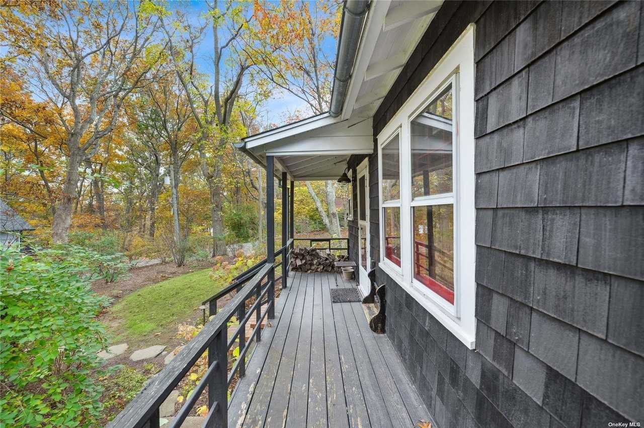 400 Diamond Ln - Photo 3 of 25