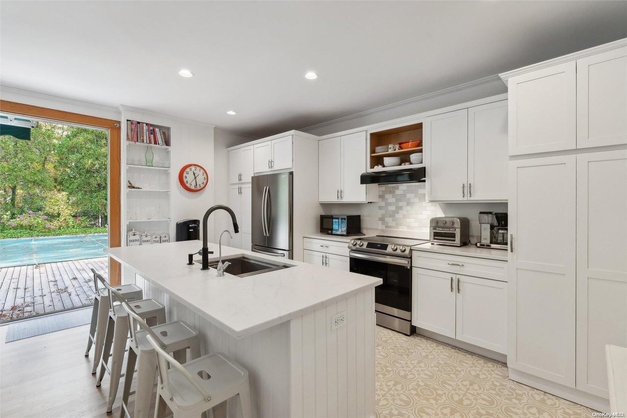 14 Foster Road - Photo 7 of 12