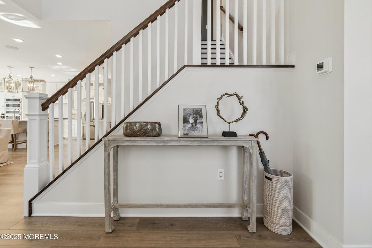 4061 Heron Dr - Photo 2 of 36