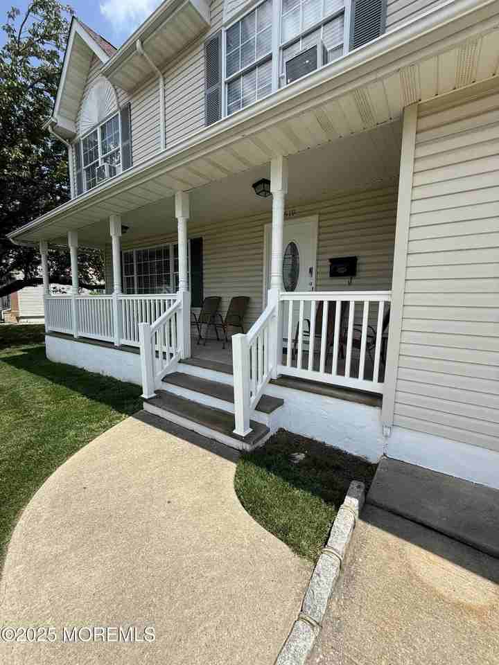 519 2nd Avenue - Photo 5 of 24