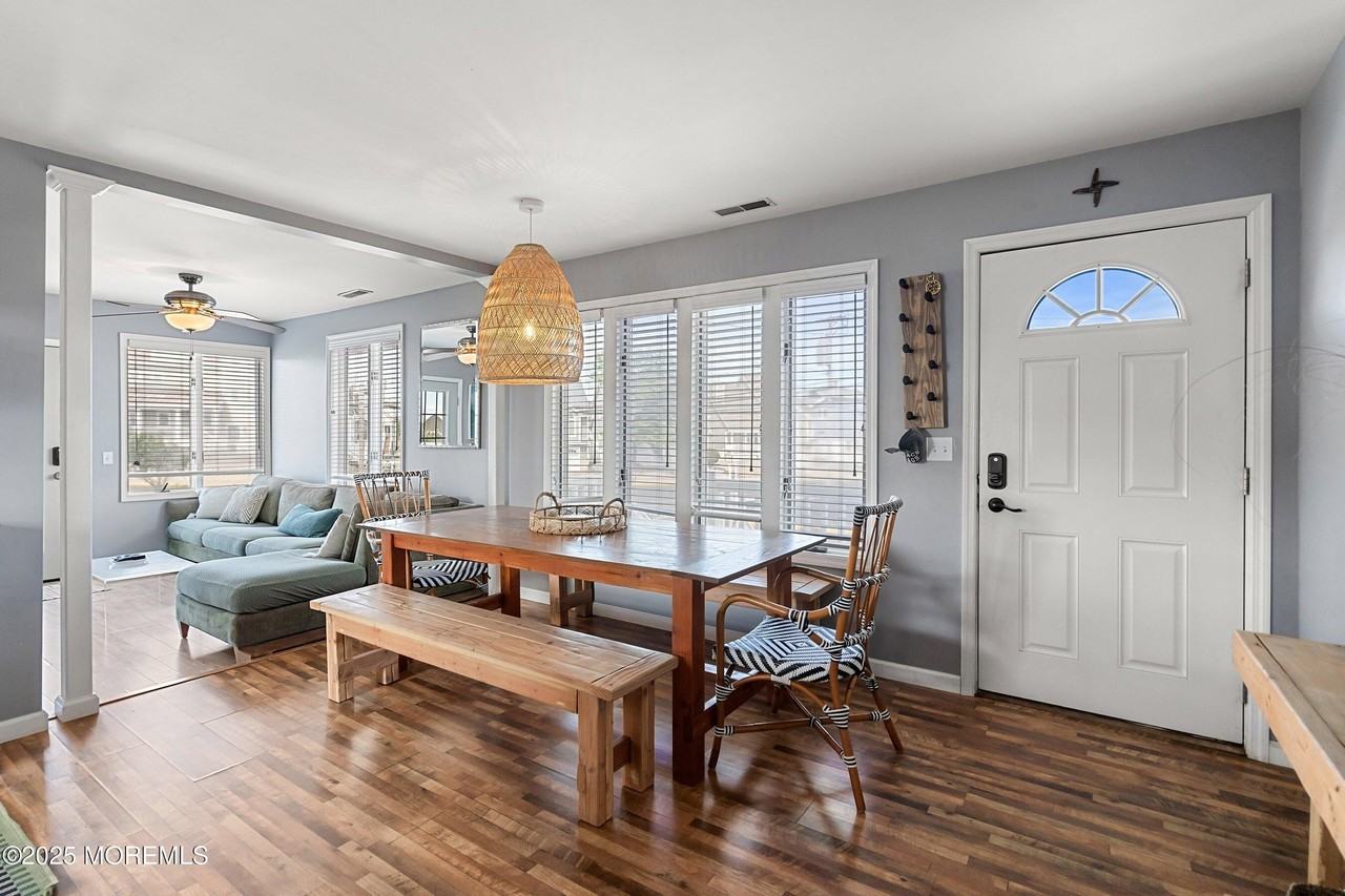 167 4th Ave - Photo 5 of 50