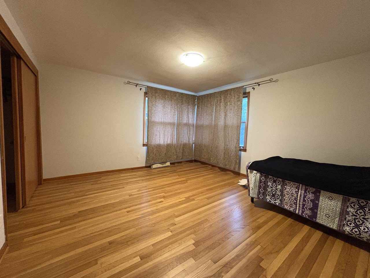 260 N Saint Marys Rd - Photo 7 of 15