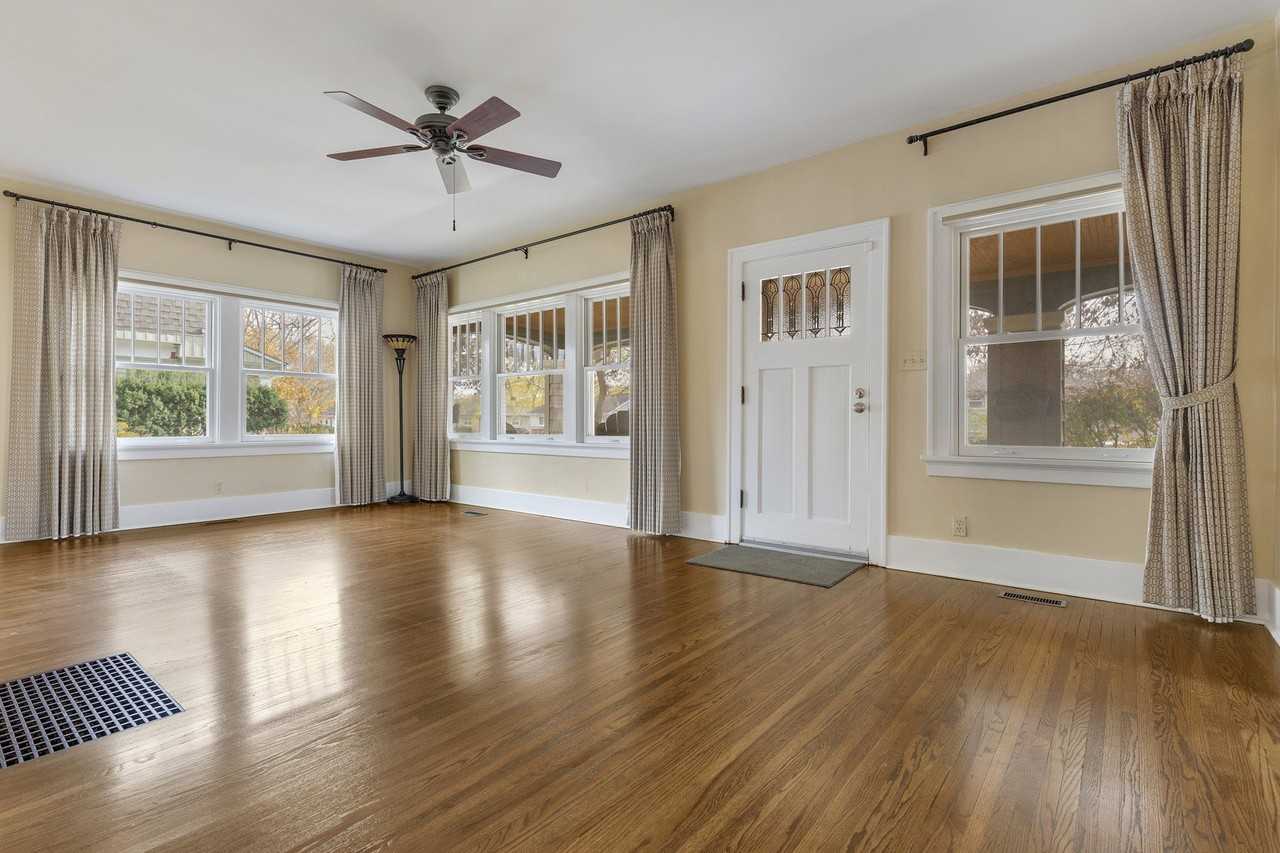 518 South Street - Photo 3 of 17