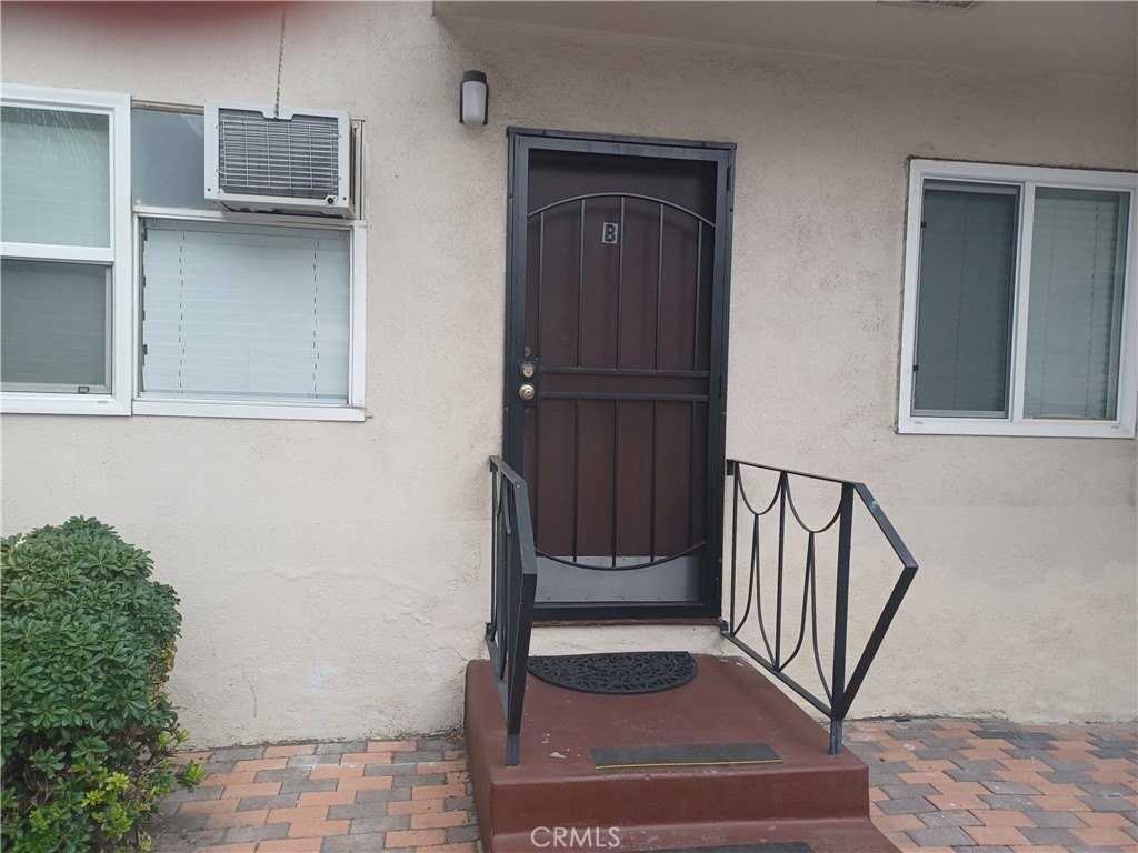 465 W Windsor Rd #B - Photo 2 of 16