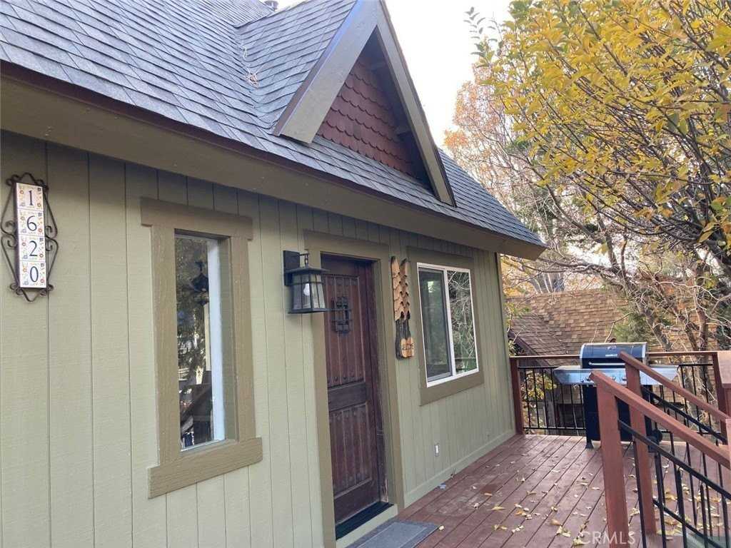 1620 Edge Cliff Dr - Photo 2 of 39