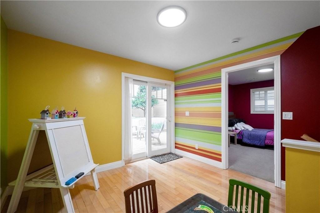 3533 S Kerckhoff Ave - Photo 7 of 19