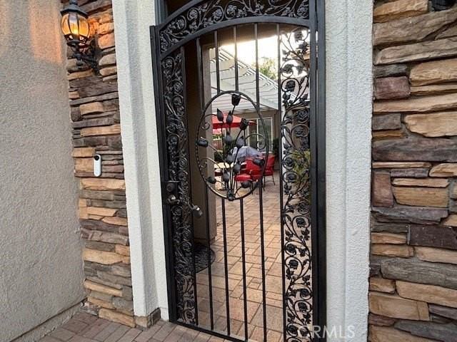 483 Lyle Dr #B - Photo 5 of 11