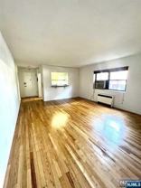 3020 Edwin Ave Apt 1a - Photo 1 of 1