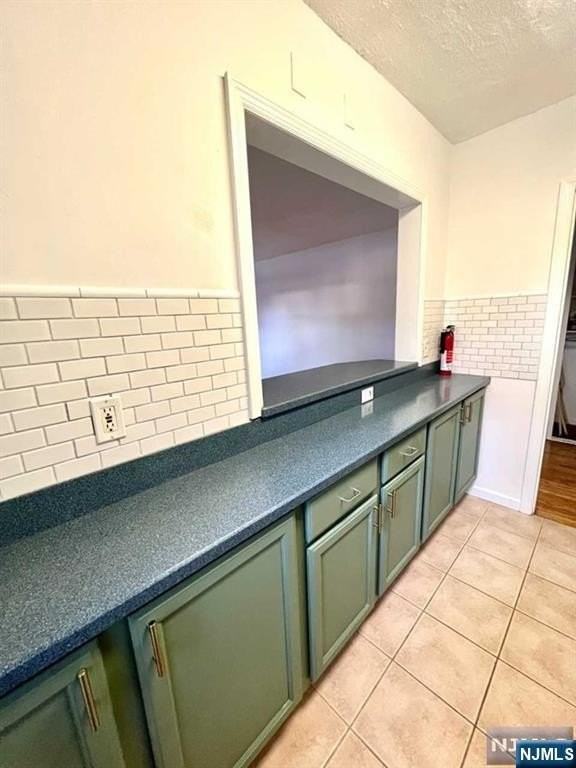 3020 Edwin Ave Apt 1a - Photo 5 of 13