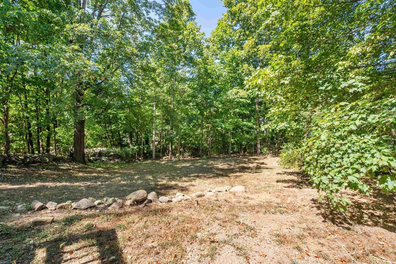 468 Union Ave - Photo 7 of 50