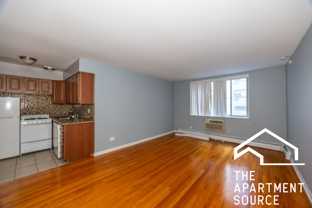 5820 N Sheridan Rd #206 - Photo 1 of 1