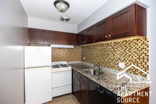 5820 N Sheridan Rd #405 - Photo 1 of 1