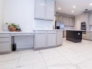 1424 Winston Dr - Photo 5 of 28