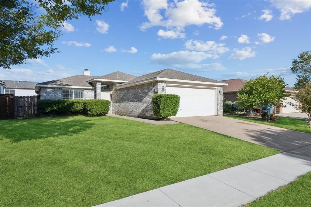 345 Port O Conner Dr - Photo 3 of 25