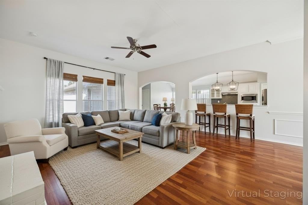 4001 Lakeside Dr - Photo 4 of 18