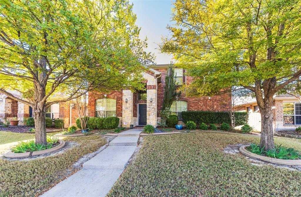 4501 Brighton Drive - Photo 2 of 35