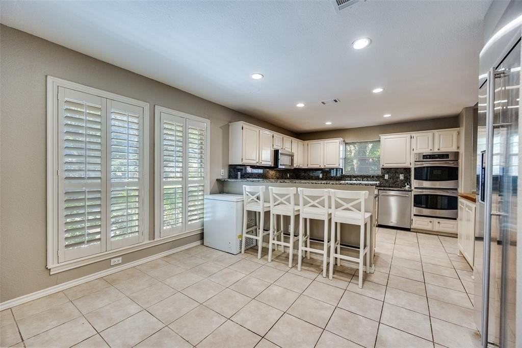 6624 Windrock Rd - Photo 4 of 12