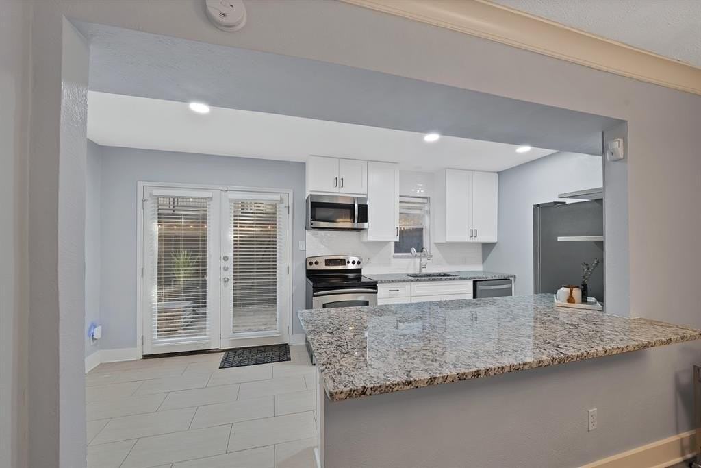 7738 Meadow Rd #109 - Photo 6 of 35