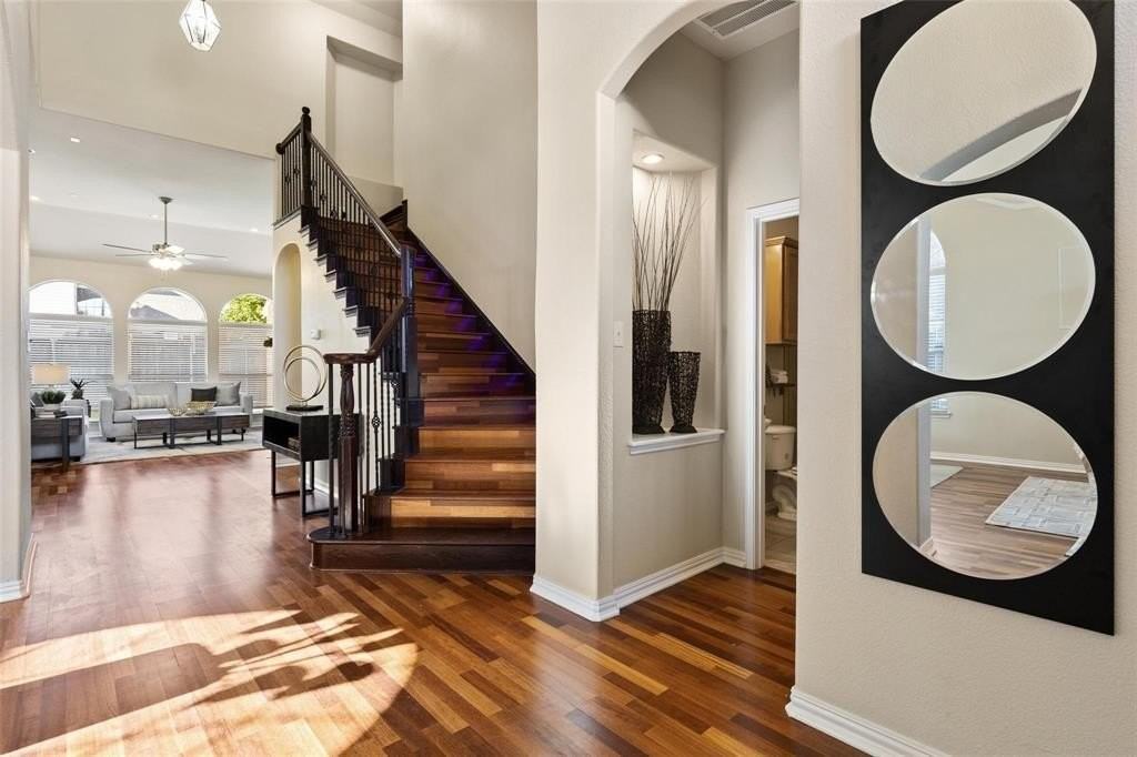 9750 Grassland Drive - Photo 6 of 31