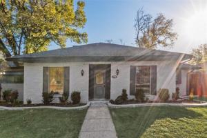 featured image of 2740 Teakwood Lane