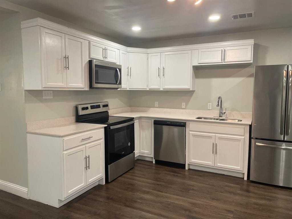 313 E Mitchell St #309 - Photo 2 of 20